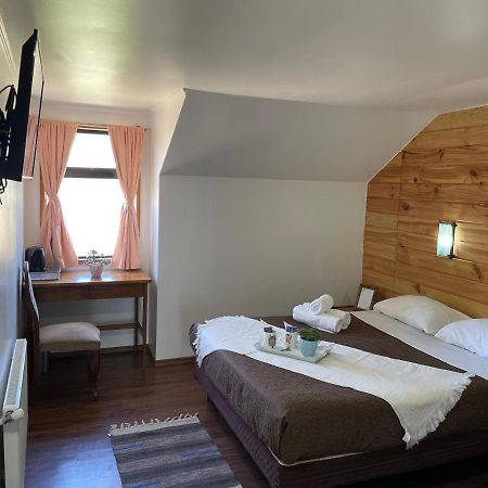 巴拉斯港 Habitacion Privada - Cama Matrimonial酒店 外观 照片