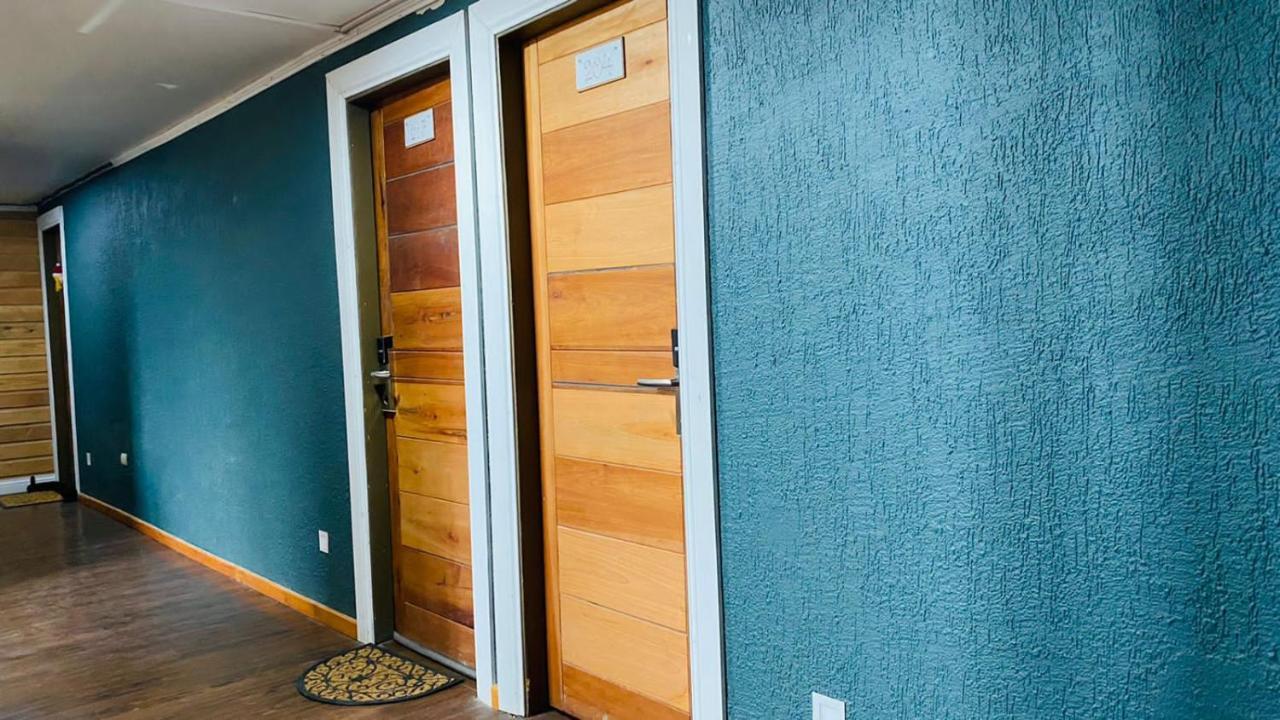 巴拉斯港 Habitacion Privada - Cama Matrimonial酒店 外观 照片